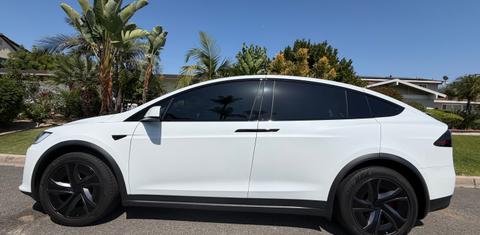Tesla Model X 2026