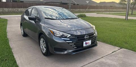 Nissan Versa 2025