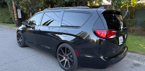 Chrysler Pacifica 2018