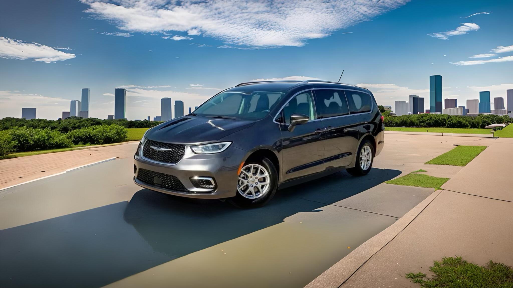 Chrysler Pacifica 2023 in Houston, TX