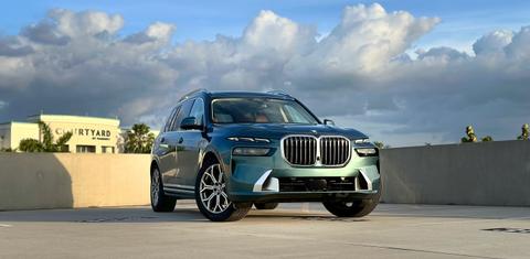 BMW X7 2025