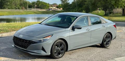 Hyundai Elantra 2023