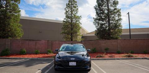 Hyundai Elantra 2023
