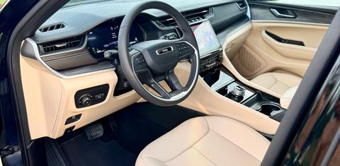 Jeep Grand Cherokee 2025
