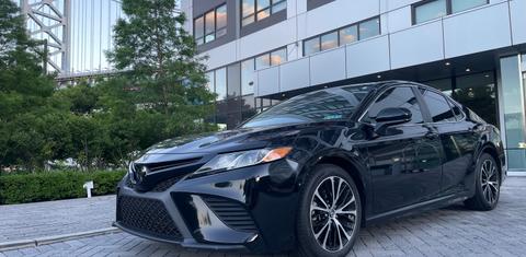 Toyota Camry 2019
