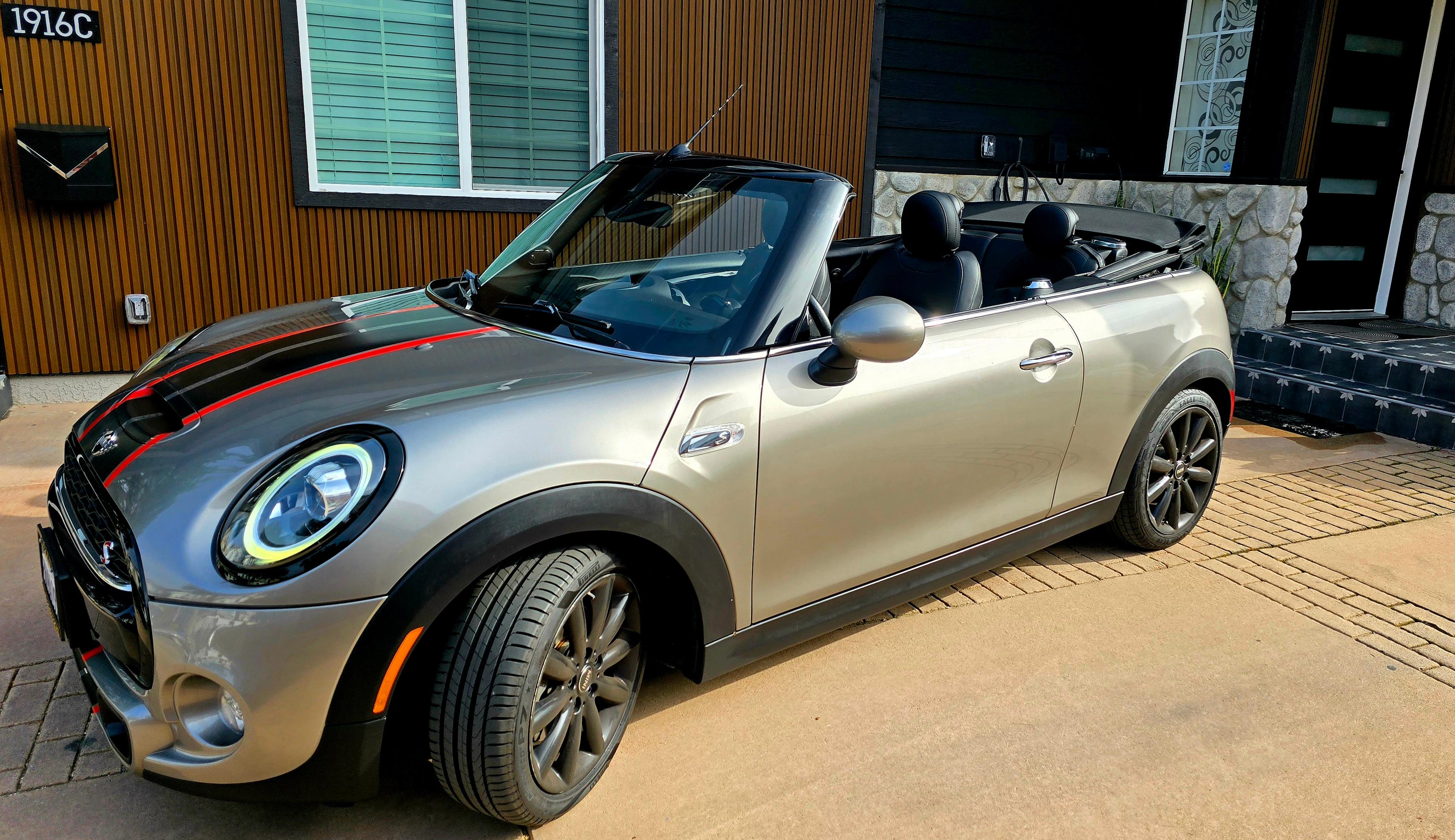 MINI Convertible 2019 in Redondo Beach, CA