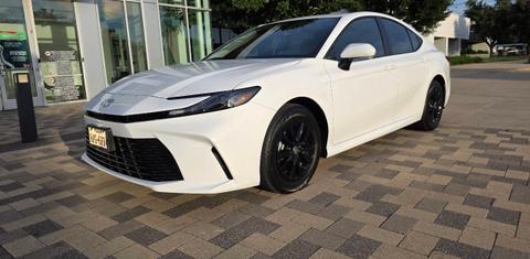 Toyota Camry Hybrid 2026
