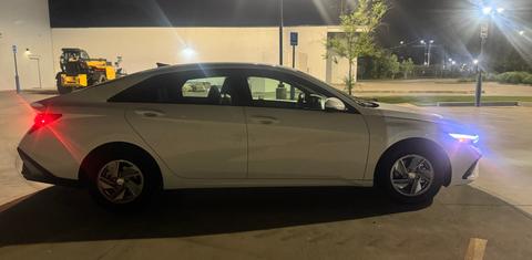 Hyundai Elantra 2025