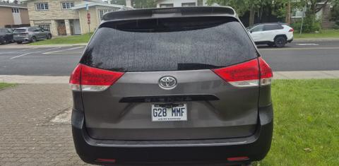 Toyota Sienna 2013
