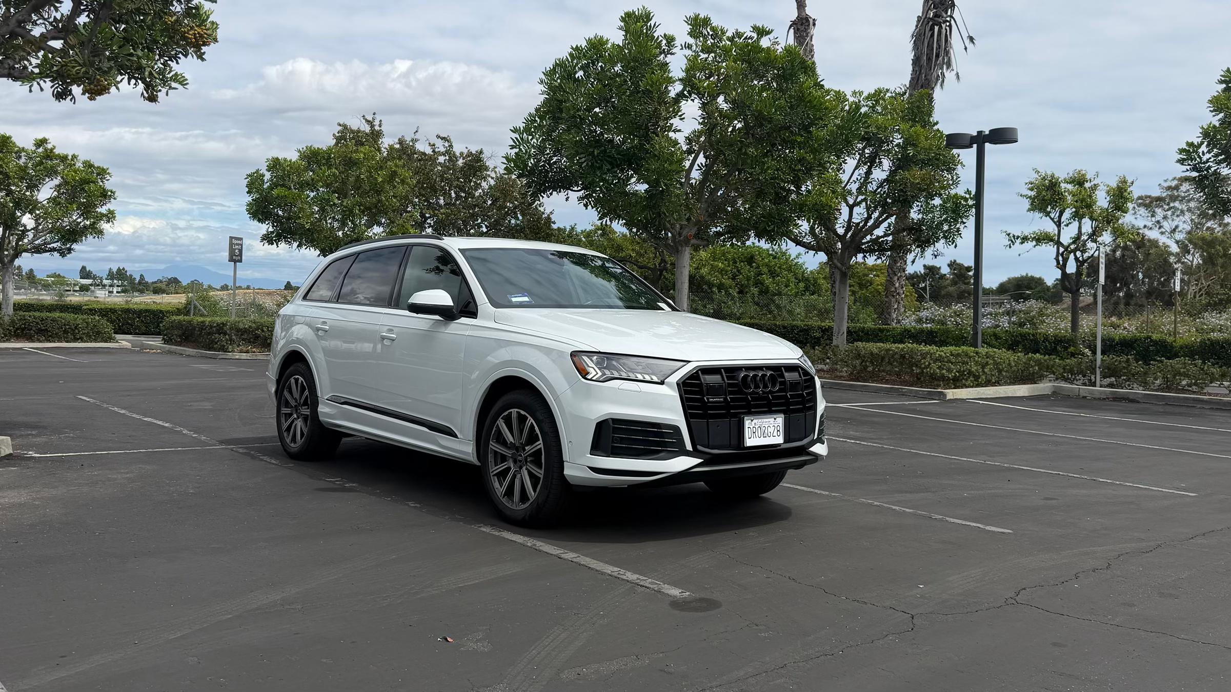 Audi Q7 2023 in Fontana, CA