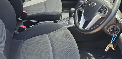 Hyundai ACCENT 2013