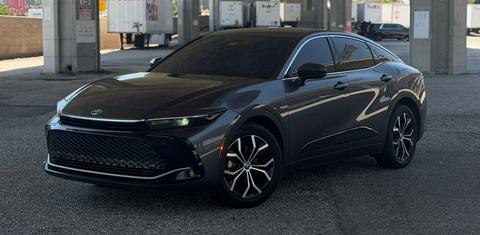 Toyota Crown 2024