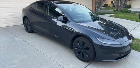 Tesla Model 3 2024