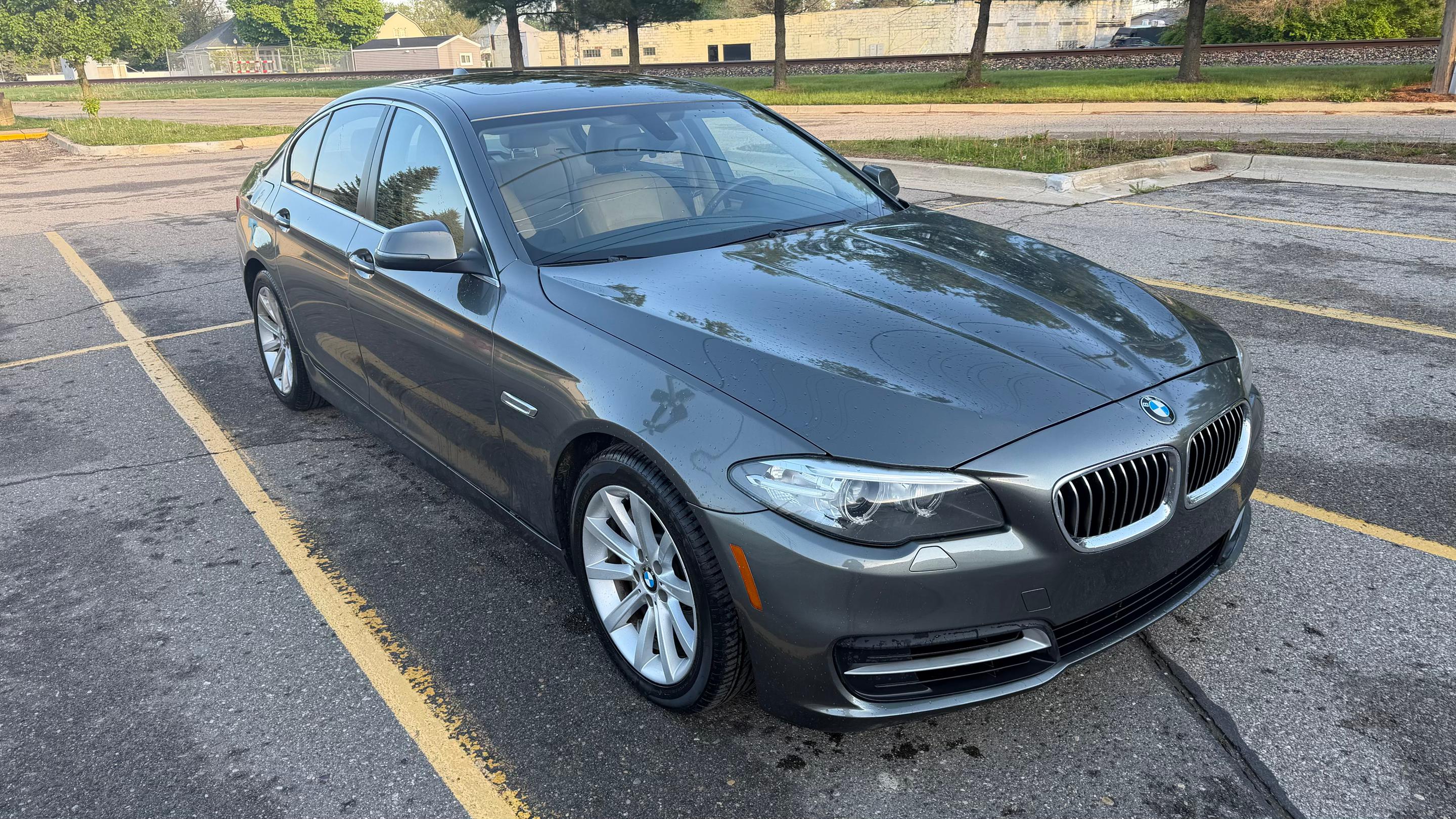 BMW 5 Series 2014 in Belleville, MI