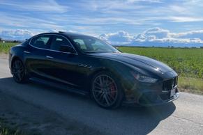 Maserati Ghibli 2015 in Burnaby