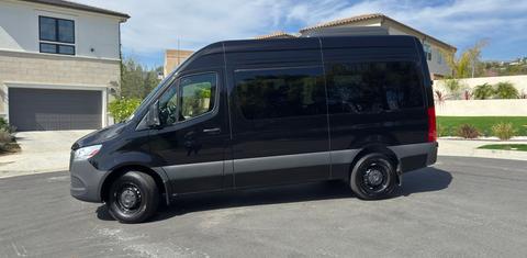 Mercedes-Benz Sprinter 2025