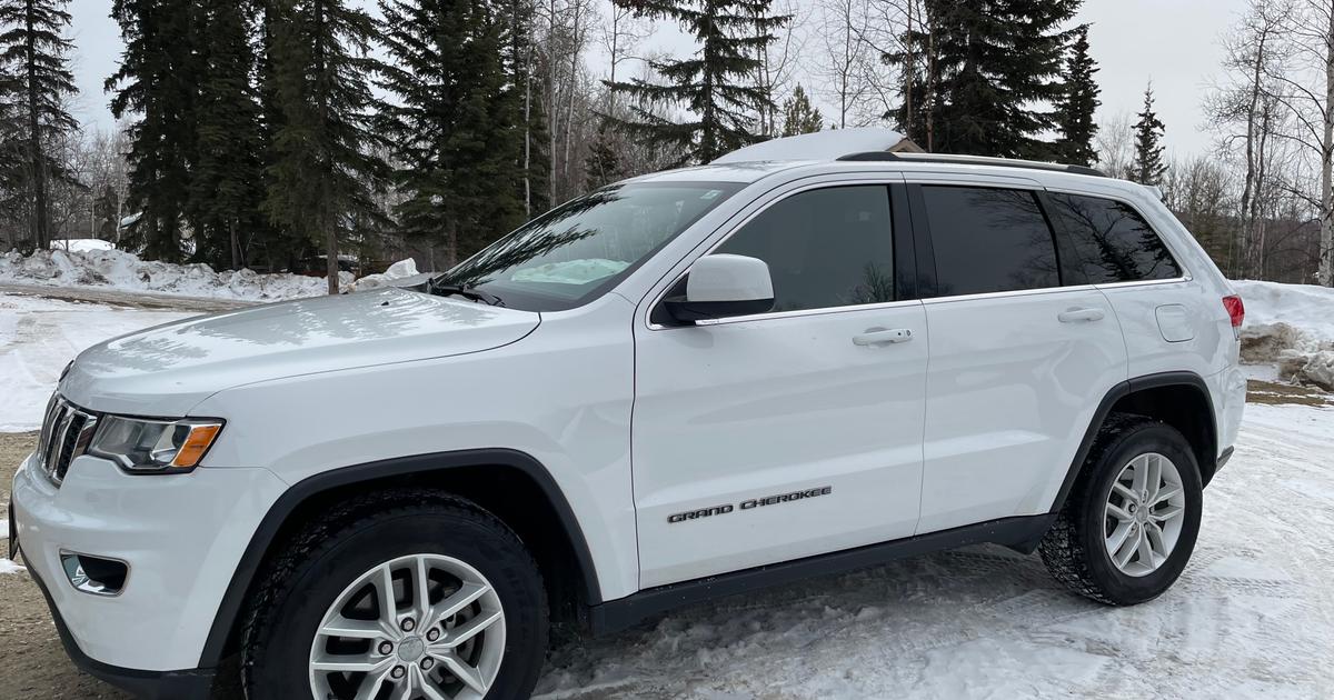 Jeep Grand Cherokee 2018 rental in Fairbanks, AK by Robyn T. | Turo