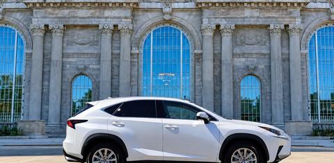 Lexus NX 2021