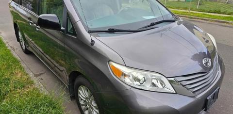 Toyota Sienna 2012