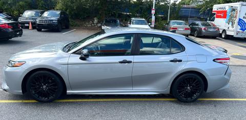 Toyota Camry 2019