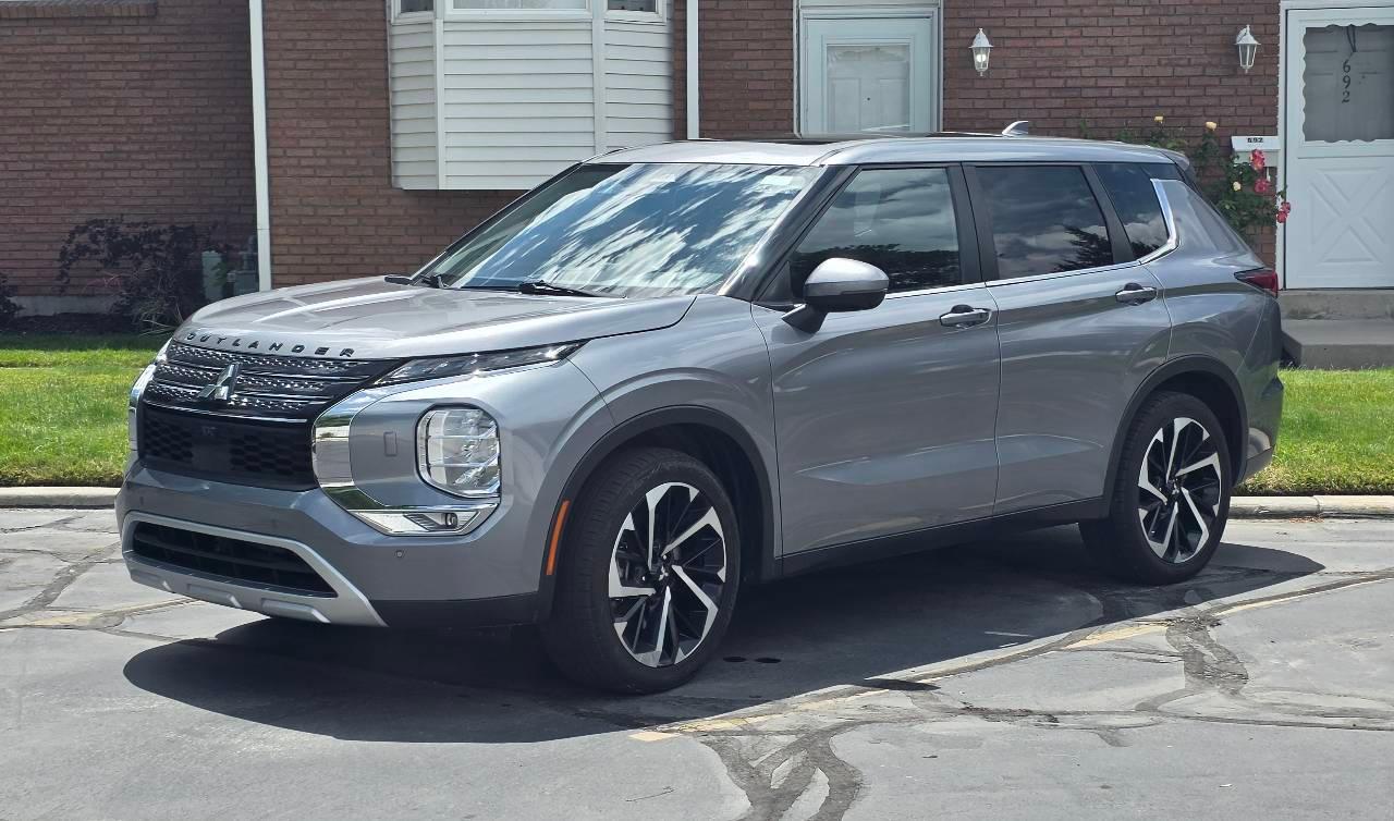 Mitsubishi Outlander 2023 in Sandy, UT