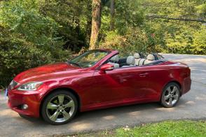 Lexus IS car