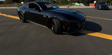 Ford Mustang 2025