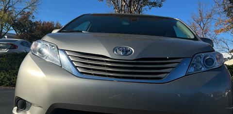 Toyota Sienna 2015