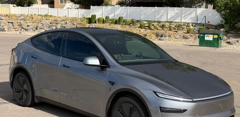 Tesla Model Y 2026