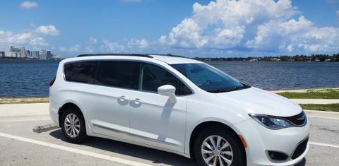 Chrysler Pacifica 2017