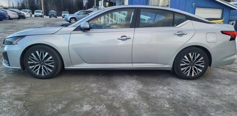 Nissan Altima 2023