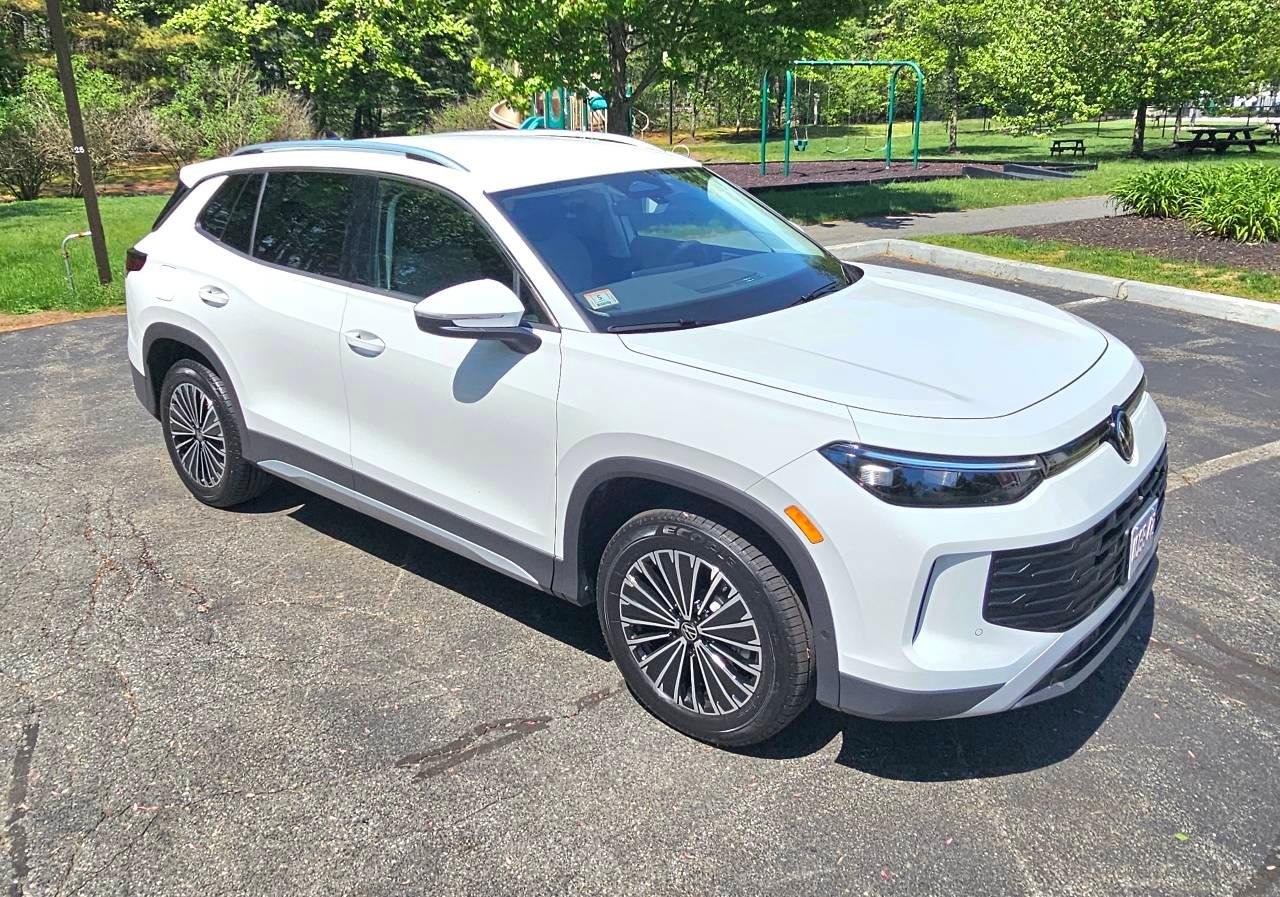 Volkswagen Tiguan 2026 in Boston, MA