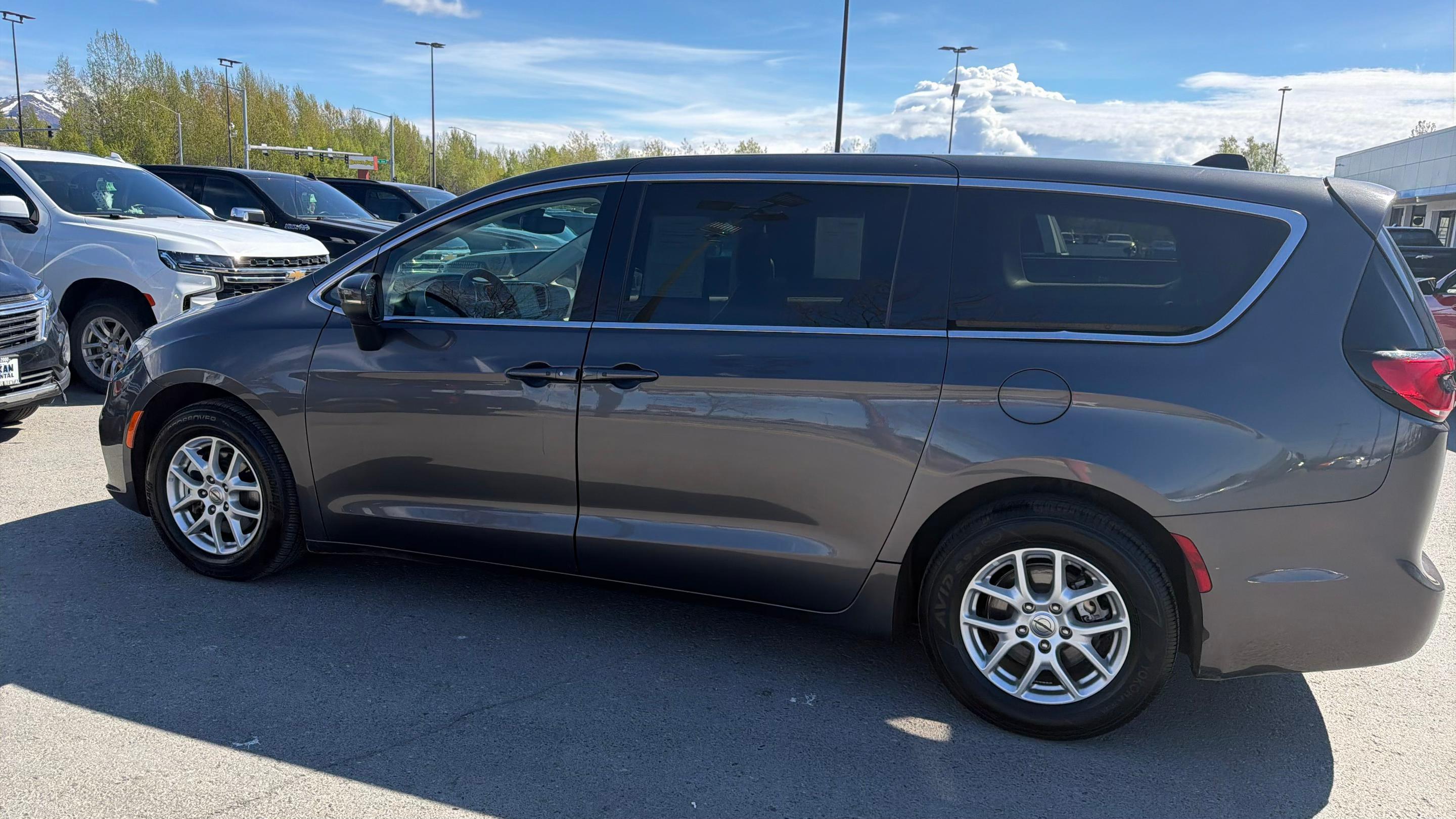 Chrysler Pacifica 2023 in Anchorage, AK