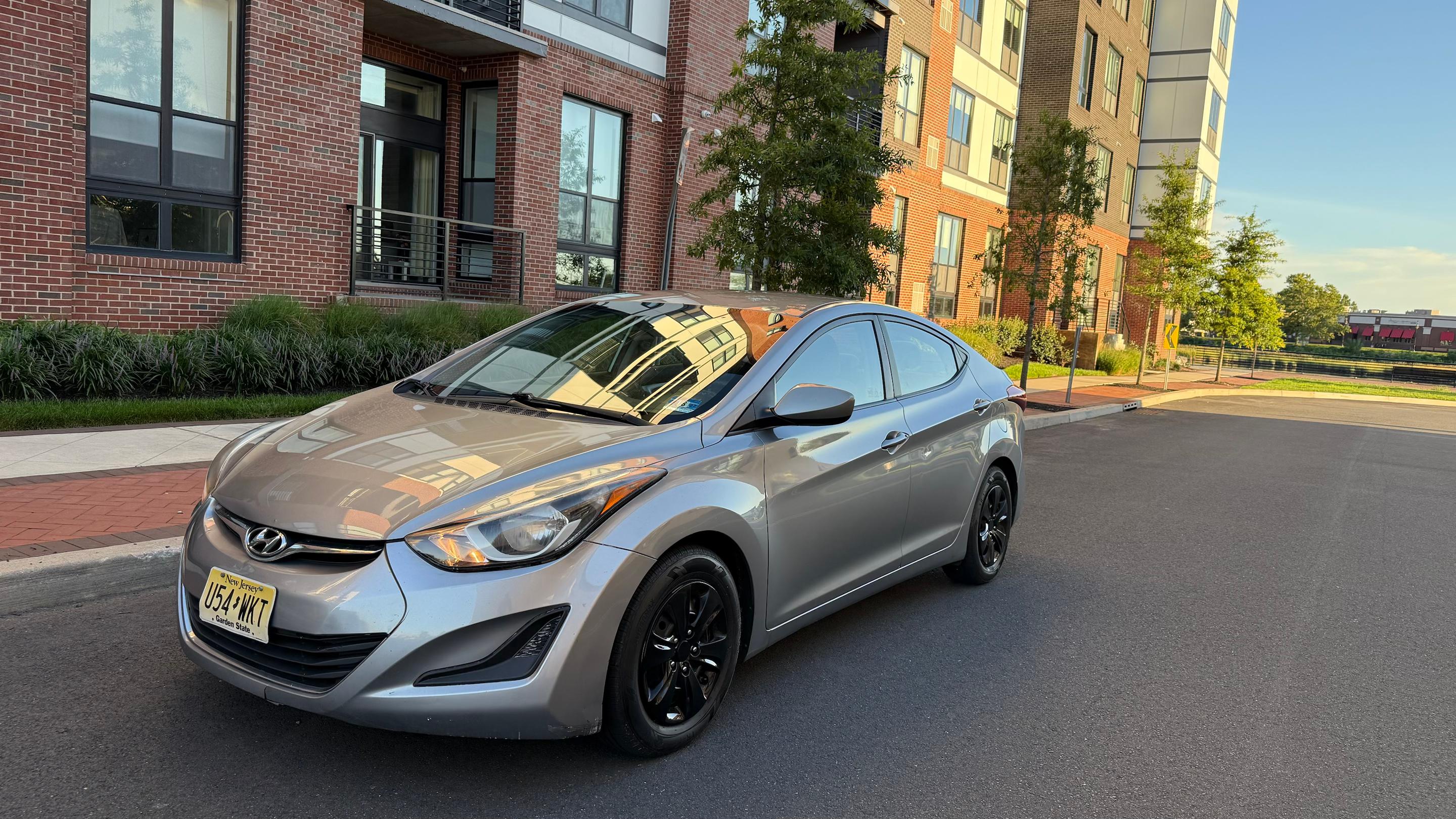 Hyundai Elantra 2016 in Bayonne, NJ