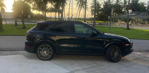 Porsche Cayenne 2023