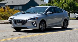 Hyundai Ioniq Plug-In Hybrid 2022 — Car rental alternative in Los Angeles, CA