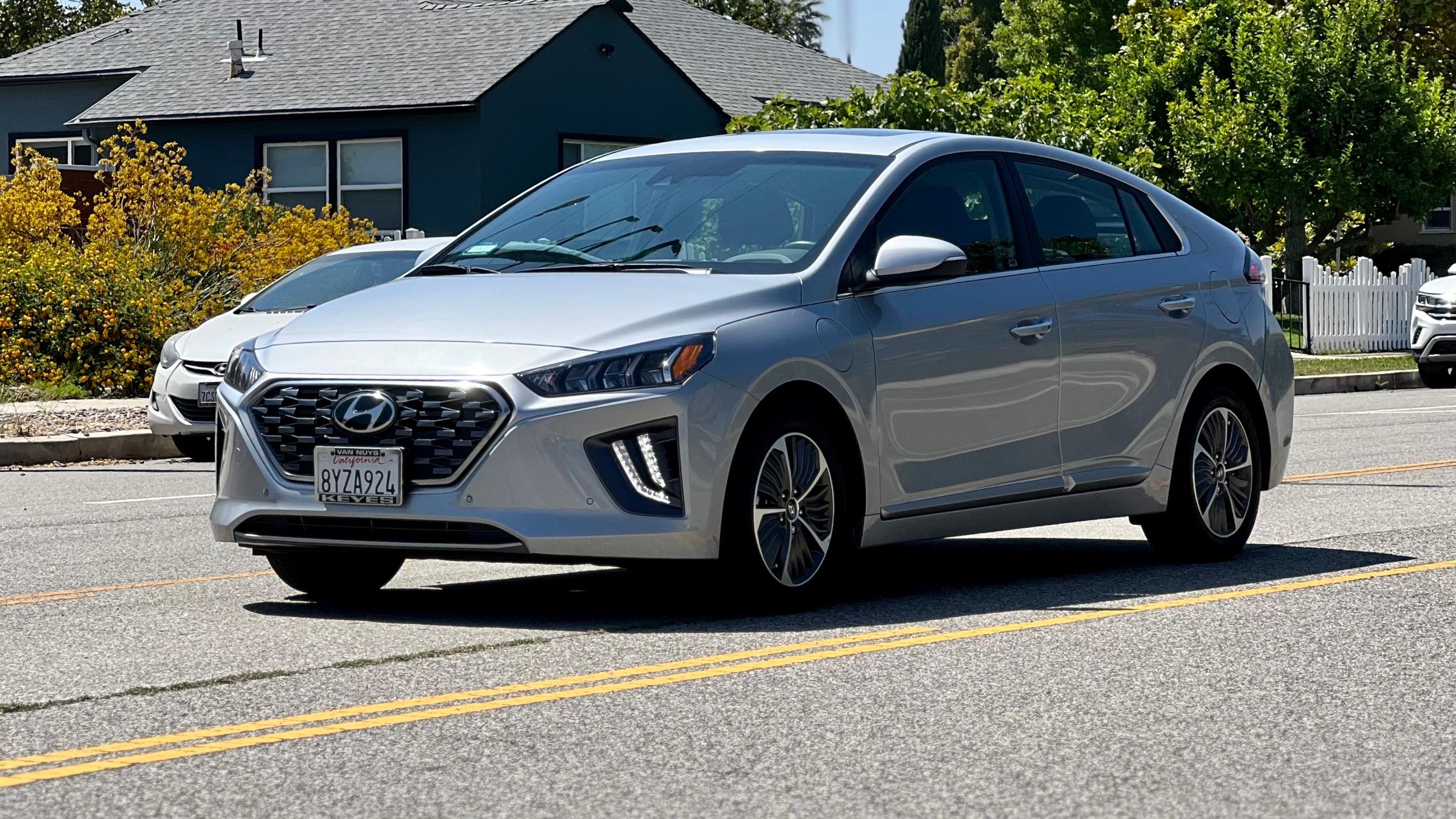 Hyundai Ioniq Plug-In Hybrid 2022 in Los Angeles, CA