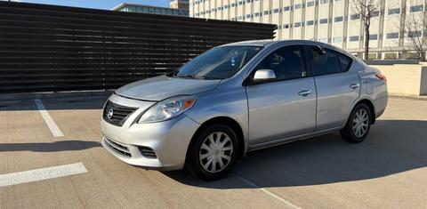 Nissan Versa 2012