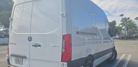 Mercedes-Benz Sprinter Cargo 2025