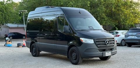 Mercedes-Benz Sprinter 2025