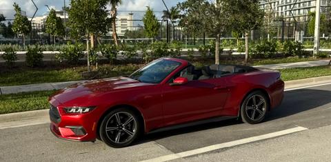 Ford Mustang 2024