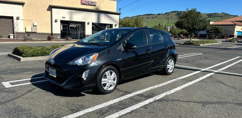 Toyota Prius c 2015