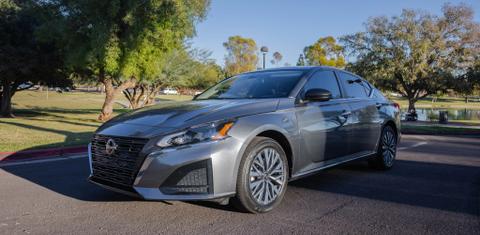 Nissan Altima 2024
