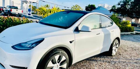Tesla Model Y 2021