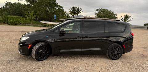 Chrysler Pacifica 2022