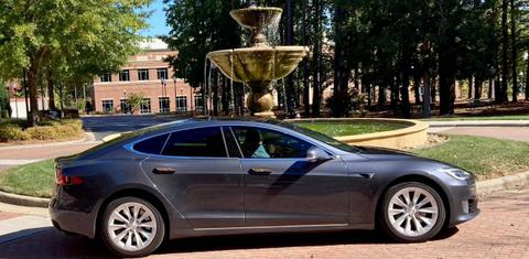 Tesla Model S 2016