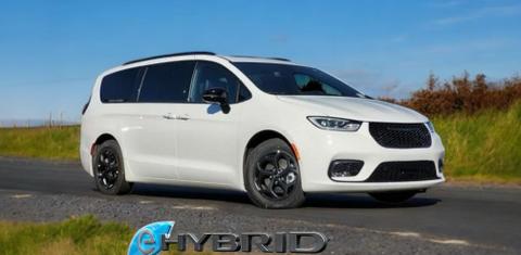 Chrysler Pacifica 2023