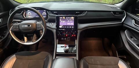 Jeep Grand Cherokee 2024