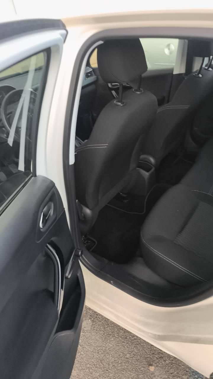 Peugeot 208 2019 à Ploeren