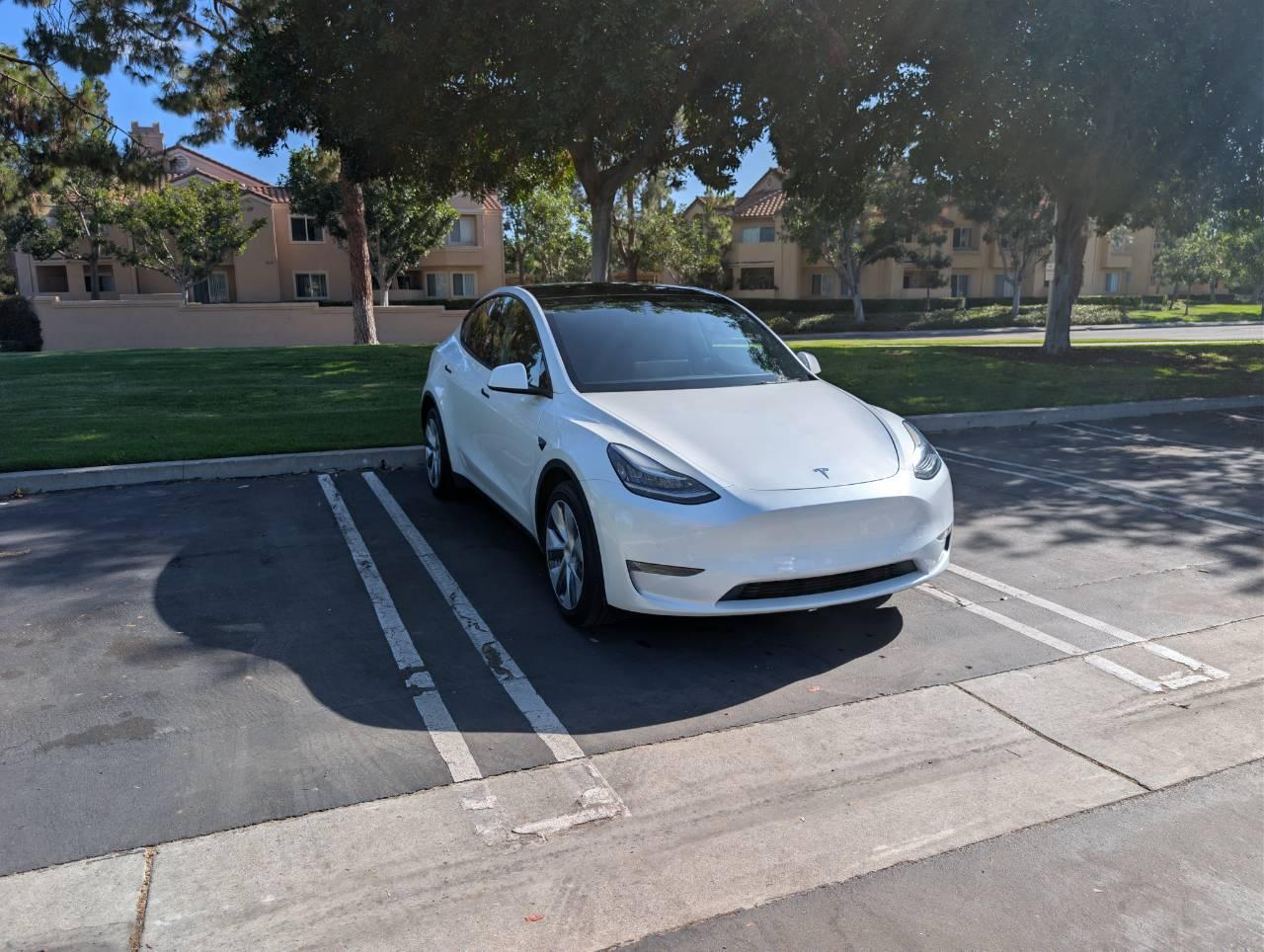 Tesla Model Y 2021 in Irvine, CA
